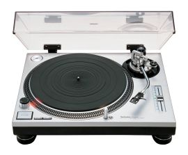 Photo of the Technics SL-1200MK2.